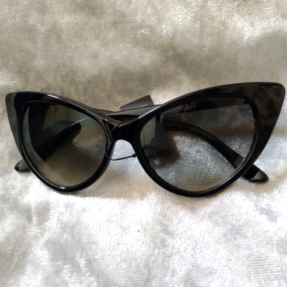 ☀️🕶️ Cateye sunglasses *Fun & Funky!*